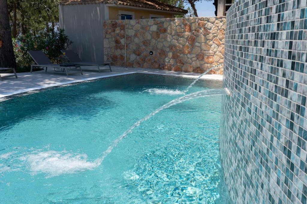 Seashell Luxury Residence - Studio 2 Lixouri Bagian luar foto